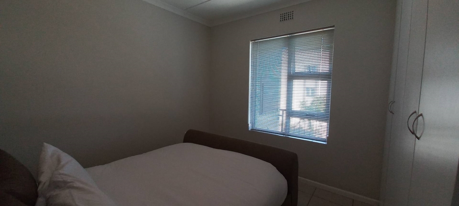 2 Bedroom Property for Sale in Buhrein Western Cape